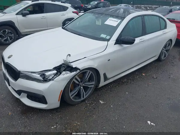 WBA7E4C50HGU99185 2017 BMW 7ER - Image 2