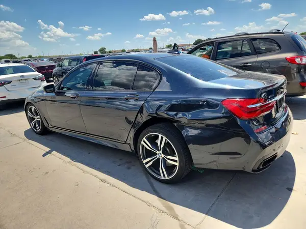 WBA7E4C50HGU99459 2017 BMW 7ER - Image 2