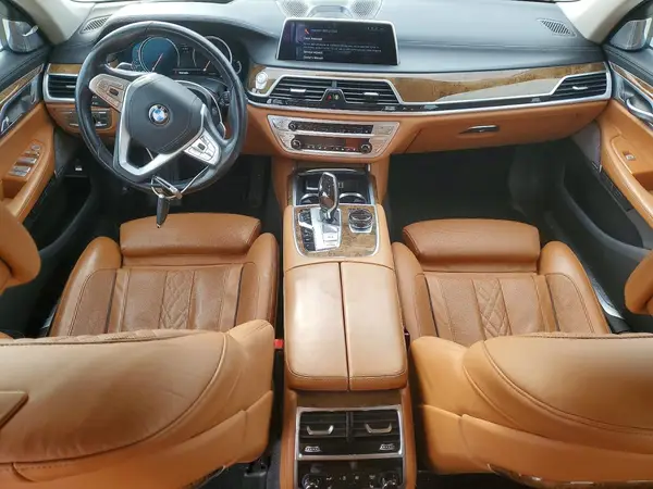 WBA7E4C52HGU99379 2017 BMW 7ER - Image 8