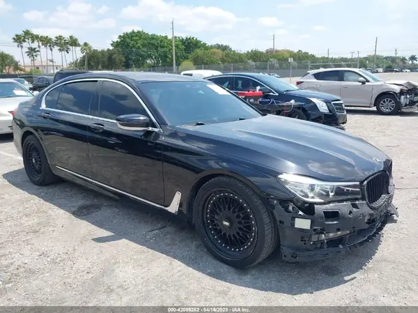 WBA7E4C52JGV23573 2018 BMW 7ER - Image 1