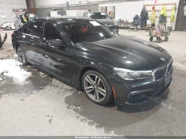 WBA7E4C52JGV23704 2018 BMW 7ER - Image 1