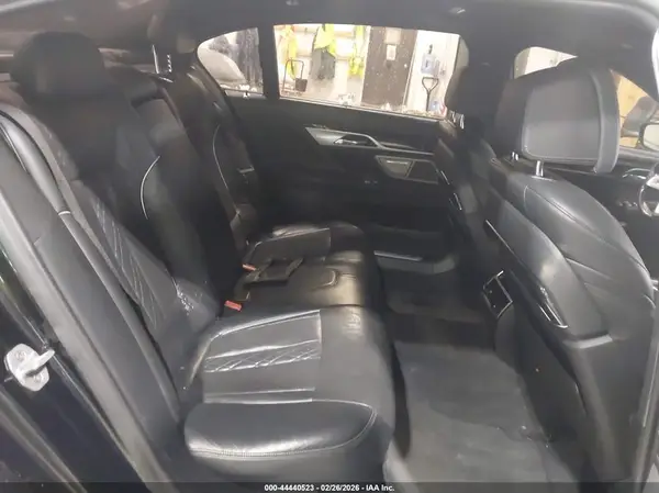 WBA7E4C52JGV23704 2018 BMW 7ER - Image 8