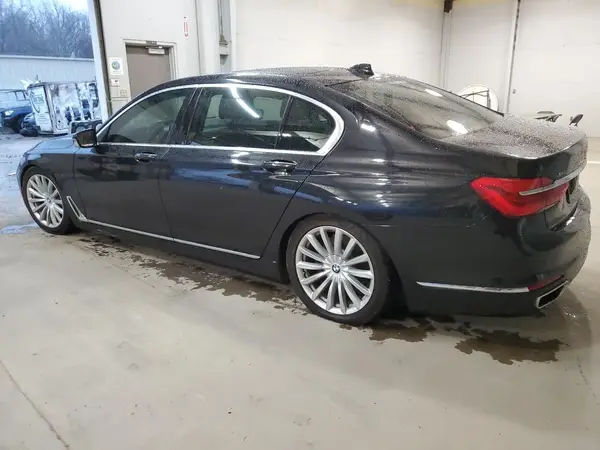 WBA7E4C53HGU99097 2017 BMW 7ER - Image 2