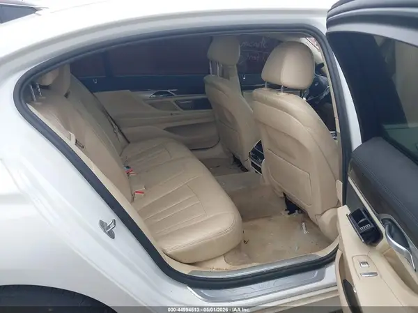 WBA7E4C54HGU99786 2017 BMW 7ER - Image 8