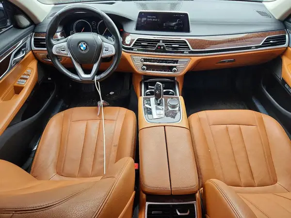WBA7E4C54JGV23557 2018 BMW 7ER - Image 8