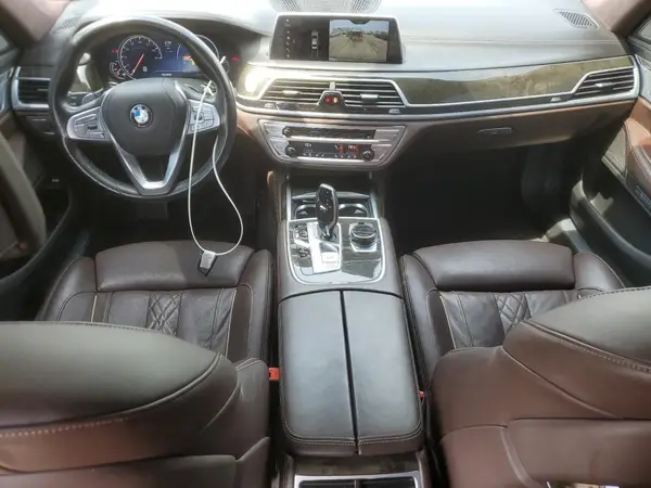WBA7E4C54JGV24207 2018 BMW 7ER - Image 8
