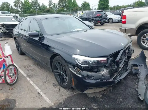 WBA7E4C54KGV28663 2019 BMW 7ER - Image 1
