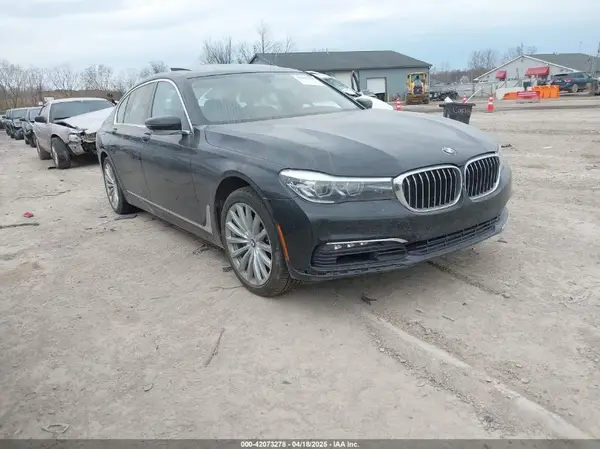 WBA7E4C55HGU99165 2017 BMW 7ER - Image 1