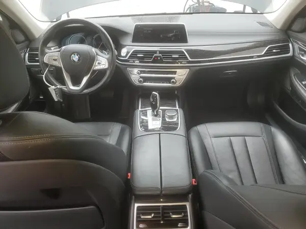 WBA7E4C55KGV70212 2019 BMW 7ER - Image 8