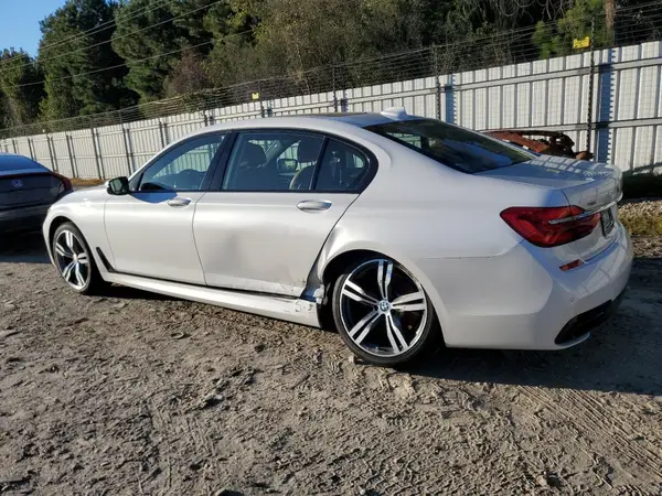 WBA7E4C56HGU99160 2017 BMW 7ER - Image 2
