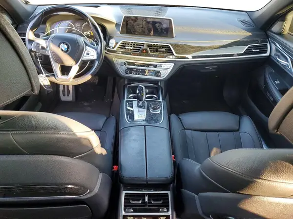 WBA7E4C56HGU99854 2017 BMW 7ER - Image 8