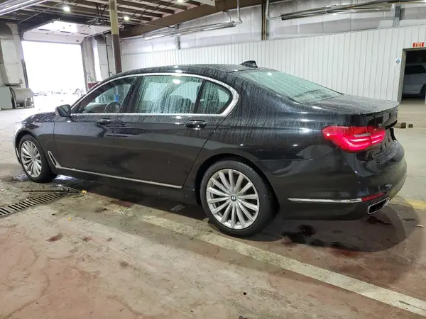 WBA7E4C57JGV24217 2018 BMW 7ER - Image 2