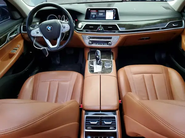 WBA7E4C57JGV28087 2018 BMW 7ER - Image 8