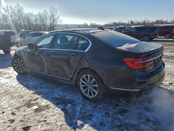 WBA7E4C57KGV28608 2019 BMW 7ER - Image 2