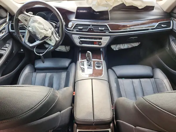 WBA7E4C57KGV70499 2019 BMW 7ER - Image 8