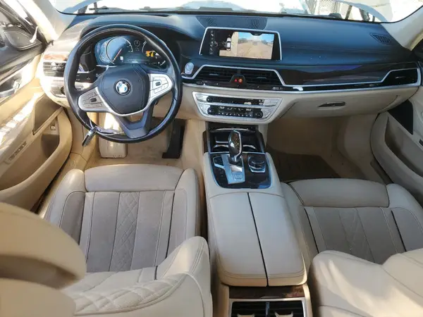 WBA7E4C58HGU99595 2017 BMW 7ER - Image 8