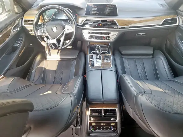 WBA7E4C58HGU99600 2017 BMW 7ER - Image 8
