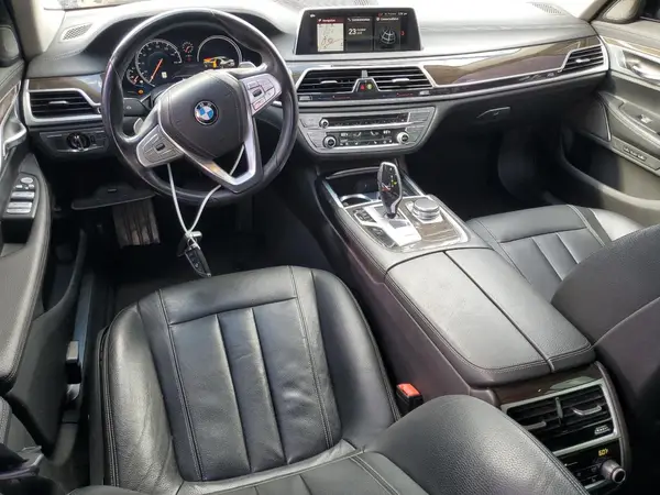WBA7E4C58KGV28584 2019 BMW 7ER - Image 8