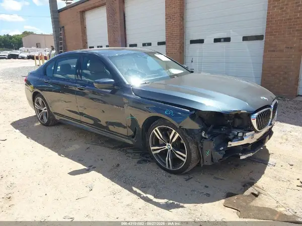 WBA7E4C58KGV28763 2019 BMW 7ER - Image 1