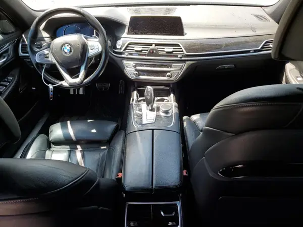 WBA7E4C58KGV28777 2019 BMW 7ER - Image 8