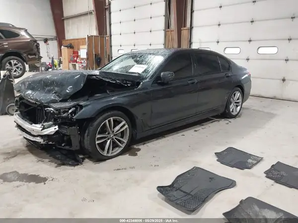 WBA7E4C58KGV70088 2019 BMW 7ER - Image 2