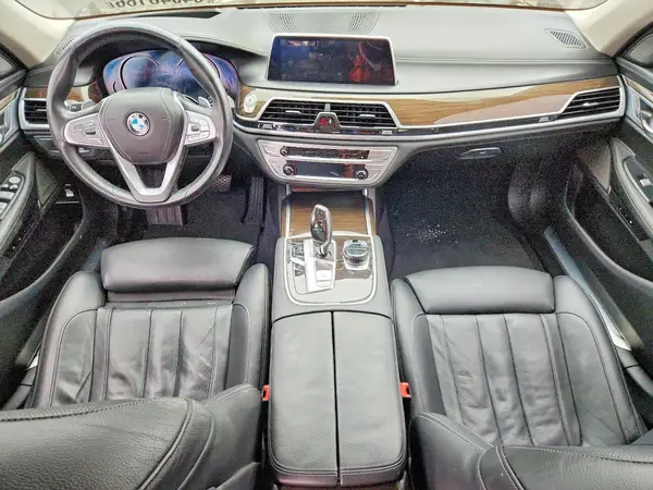 WBA7E4C58KGV70107 2019 BMW 7ER - Image 8