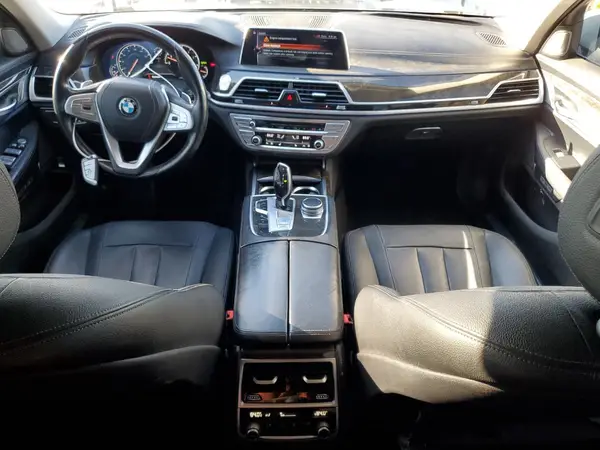 WBA7E4C59HGU99458 2017 BMW 7ER - Image 8
