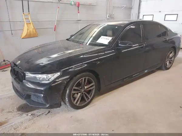WBA7E4C59HGU99489 2017 BMW 7ER - Image 2