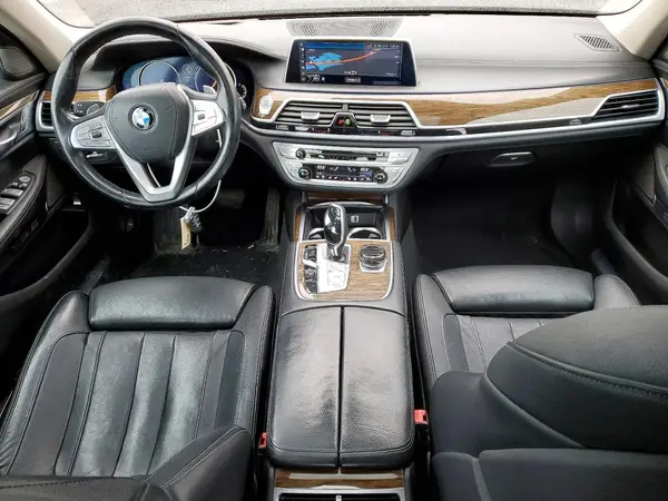 WBA7E4C59HGU99833 2017 BMW 7ER - Image 8