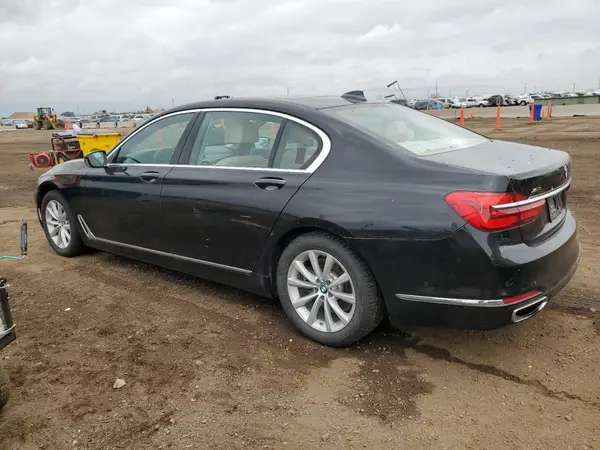 WBA7E4C59KGV28870 2019 BMW 7ER - Image 2