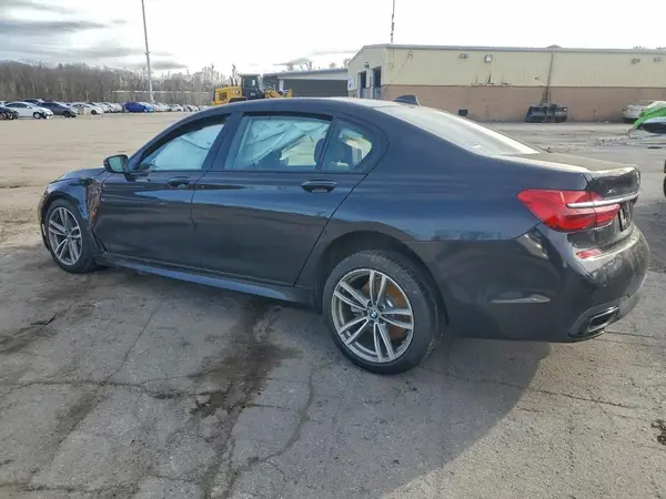 WBA7E4C59KGV70021 2019 BMW 7ER - Image 2