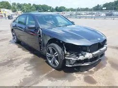 WBA7F0C30HGM21607 2017 BMW 7ER
