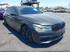 WBA7F0C31HGM21535 2017 BMW 7ER