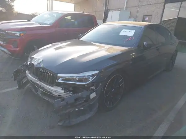 WBA7F0C31HGM22149 2017 BMW 7ER - Image 2