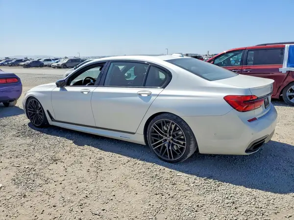 WBA7F0C31HGM22328 2017 BMW 7ER - Image 2