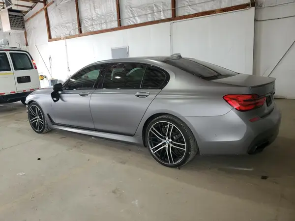 WBA7F0C31HGM22359 2017 BMW 7ER - Image 2