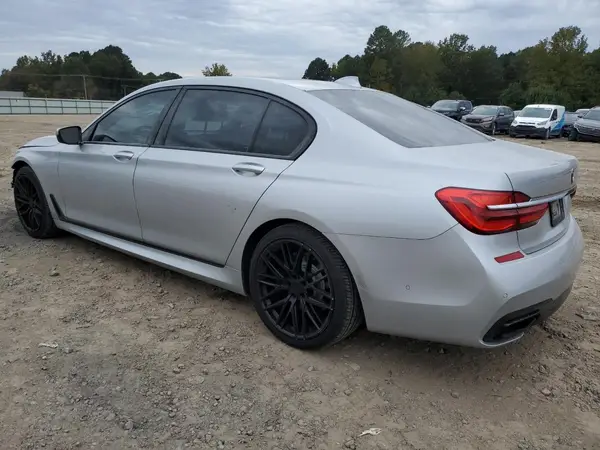 WBA7F0C32HGM21558 2017 BMW 7ER - Image 2