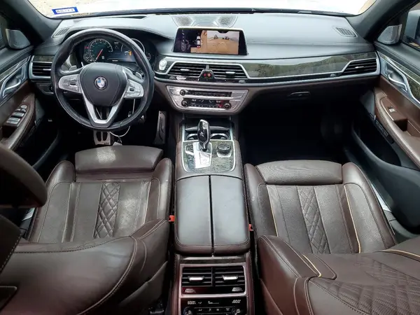 WBA7F0C33HGM21603 2017 BMW 7ER - Image 8