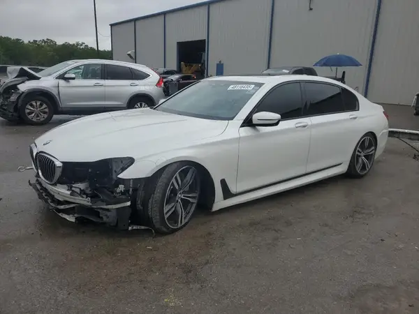 WBA7F0C34HGM21478 2017 BMW 7ER - Image 1