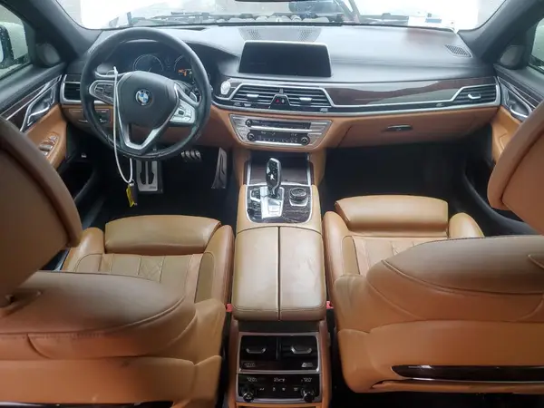 WBA7F0C34HGM21478 2017 BMW 7ER - Image 8