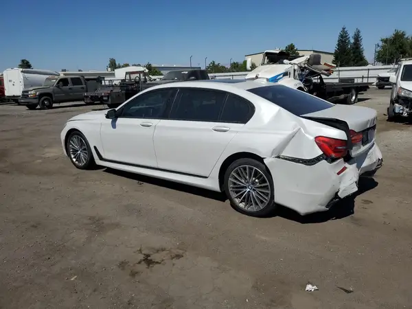 WBA7F0C34HGM21951 2017 BMW 7ER - Image 2