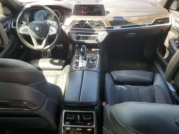 WBA7F0C34HGM21951 2017 BMW 7ER - Image 8
