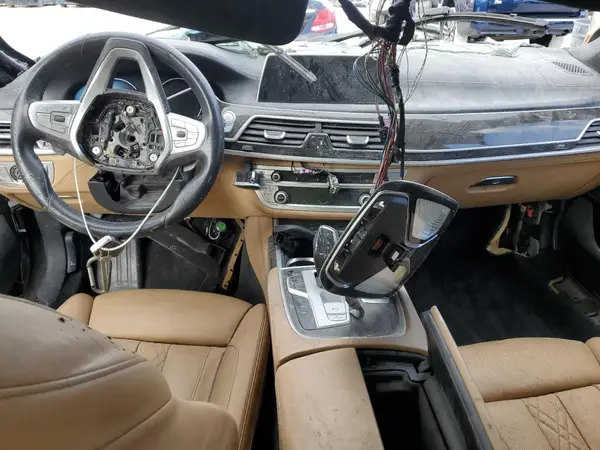 WBA7F0C34HGM22081 2017 BMW 7ER - Image 8