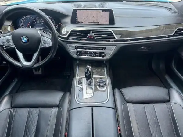 WBA7F0C34HGM22159 2017 BMW 7ER - Image 8