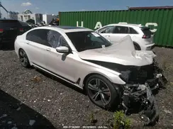 WBA7F0C35HGM21649 2017 BMW 7ER