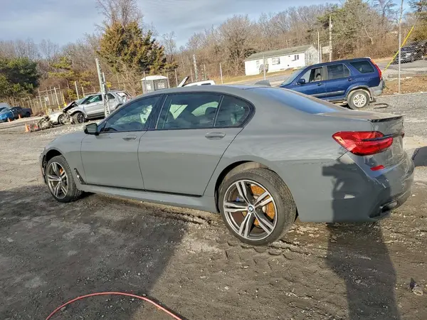 WBA7F0C36HGM22342 2017 BMW 7ER - Image 2
