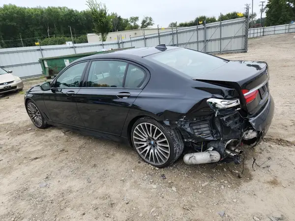 WBA7F0C37HGM21491 2017 BMW 7ER - Image 2