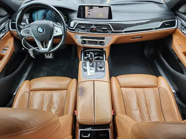 WBA7F0C37HGM21491 2017 BMW 7ER - Image 8