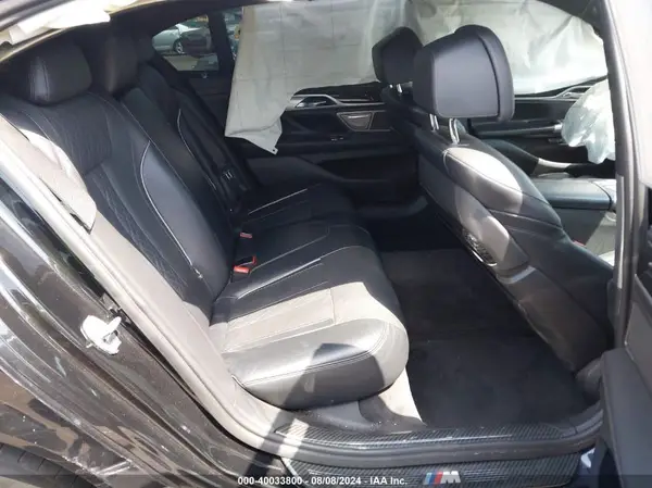 WBA7F0C37HGM22205 2017 BMW 7ER - Image 8