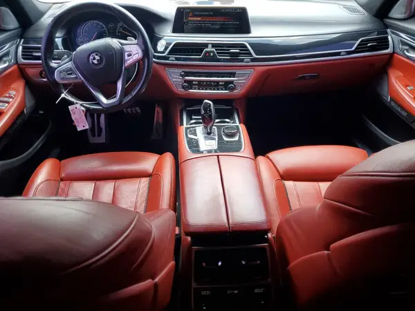 WBA7F0C38HGM21712 2017 BMW 7ER - Image 8